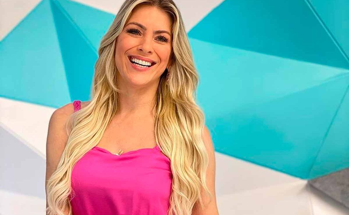 salário de renata fan na band é divulgado e valores são revelados para a torcida