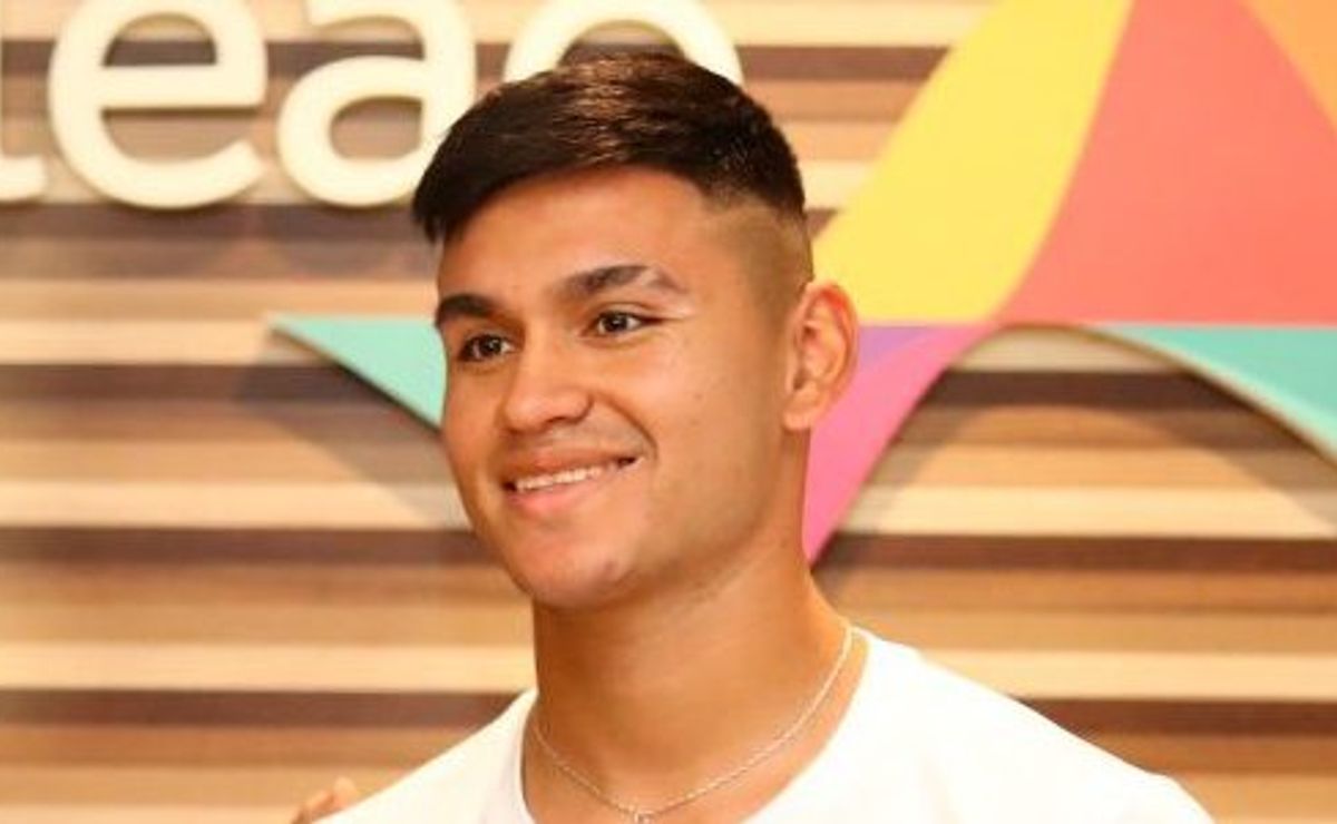 escalação do flamengo: tite faz 4 mudanças para pegar o corinthians e charly alcaraz depende da inscrição na cbf