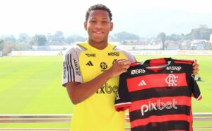 gonzalo plata escolhe o número da camisa e conhece o ct do flamengo