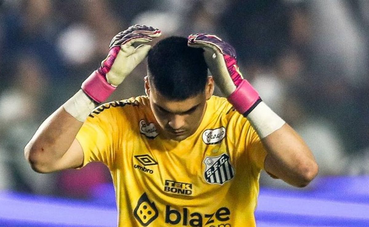 brazão ‘dá conta do recado’ e evita derrota do santos contra o sport