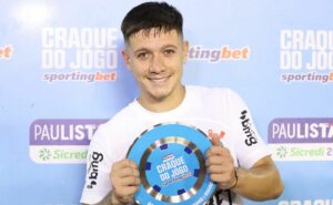 rodrigo garro, meia do corinthians, é um dos jogadores preferidos dos torcedores brasileiros segundo estudo