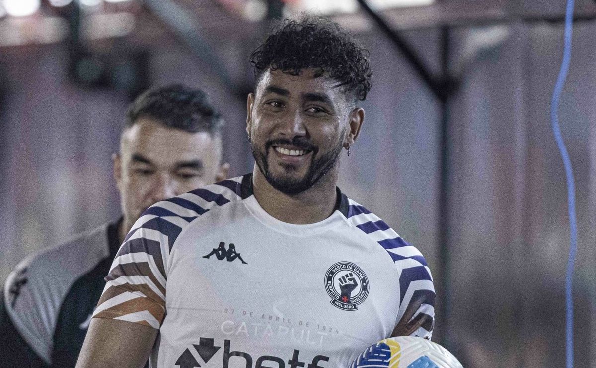 payet joga melhor que coutinho e torcedor escolhe titular no vasco