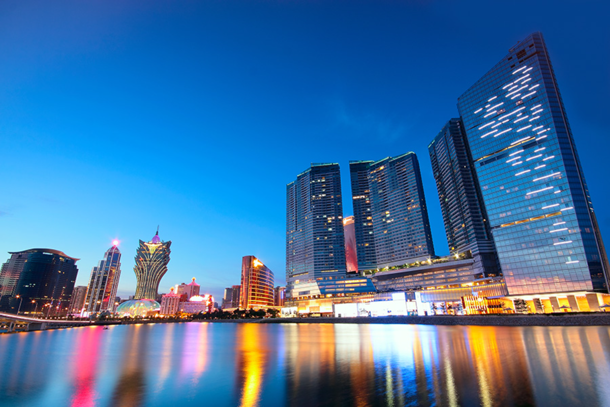 tourism in macau: visitor arrivals up 13% in august