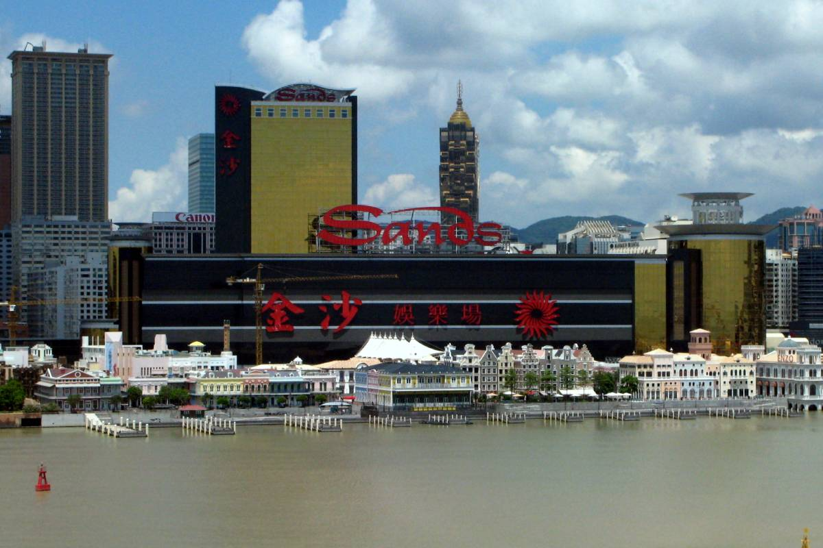 morgan stanley upgrades sands china rating