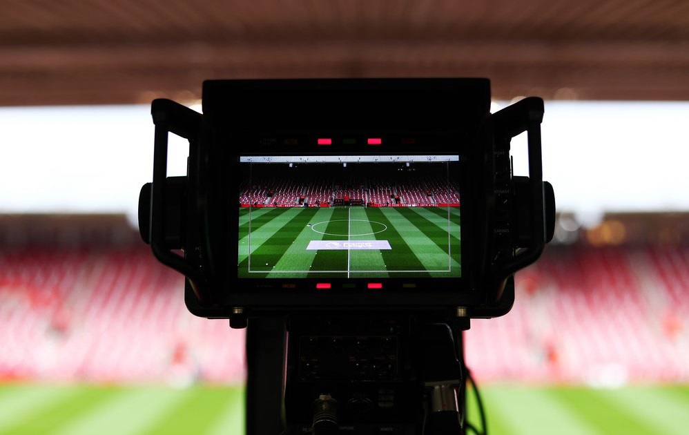 exclusivo: com record, youtube e amazon, lfu já arrecada r$ 900 milhões em direitos de tv
