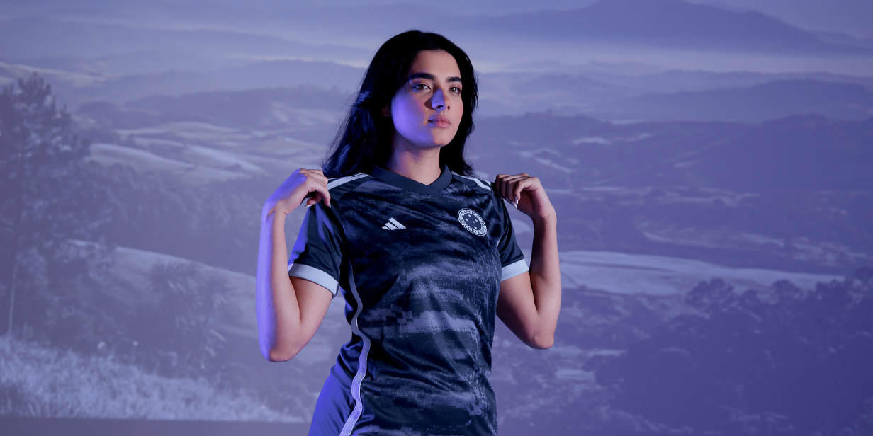 cruzeiro e adidas apresentam 3º uniforme da temporada com inspiração nas montanhas de minas gerais