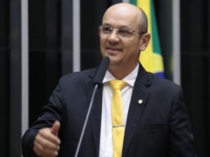 taxação das bets: deputado propõe destinar impostos para enfrentar mudanças climáticas