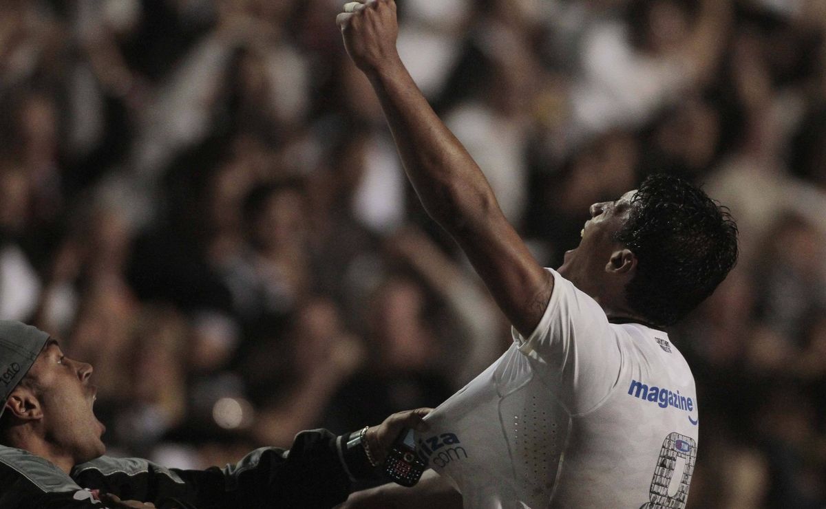 confira os números de paulinho, ídolo do corinthians que anunciou aposentadoria neste domingo (8)