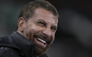 r$ 1,7 bilhão: pedrinho e lfu negociam acordo por direitos de tv do vasco