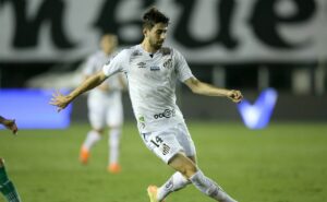 reforço do santos, luan peres afirma que está recuperado da lesão no joelho