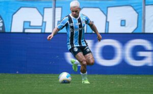 soteldo é comunicado sobre decisão de permanência no grêmio e procura estadia fixa 