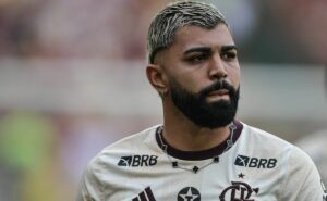 fim de gabigol: flamengo muda nome de atacante e confirma presença contra peñarol