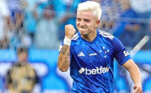 lesão de barreal não preocupa e jogador usará pausa no cruzeiro para recuperação