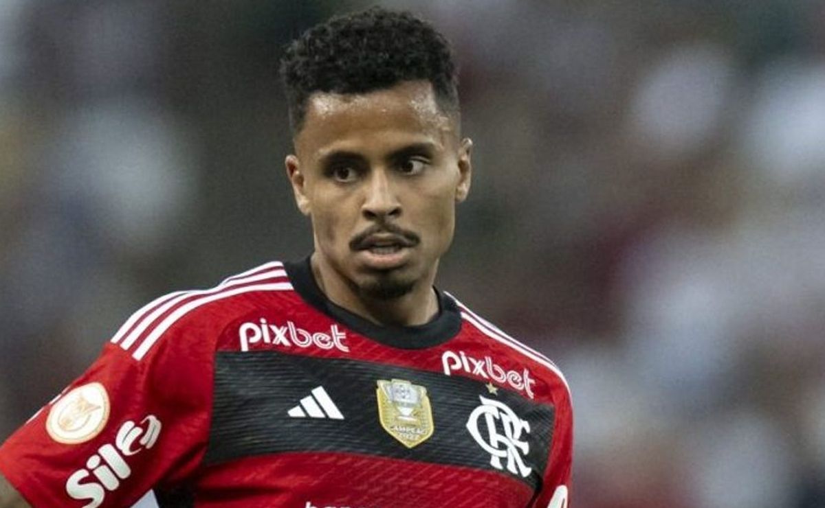 allan e ayrton lucas falham em gol do grêmio e torcida do flamengo detona dupla