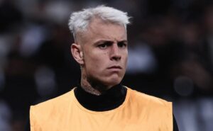r$ 4,8 milhões: róger guedes no corinthians em 2025 tem novidade confirmada pelo atacante