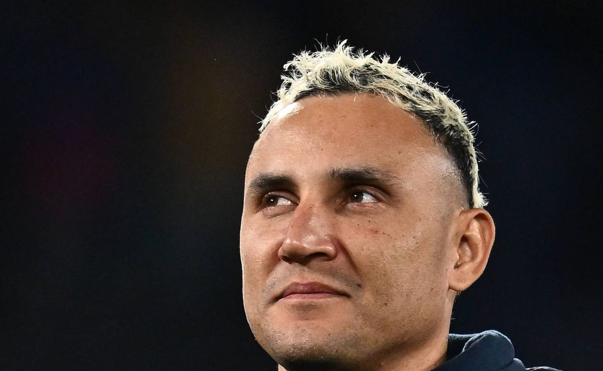 navas liga para cristaldo no grêmio e salário do goleiro tem nova informação