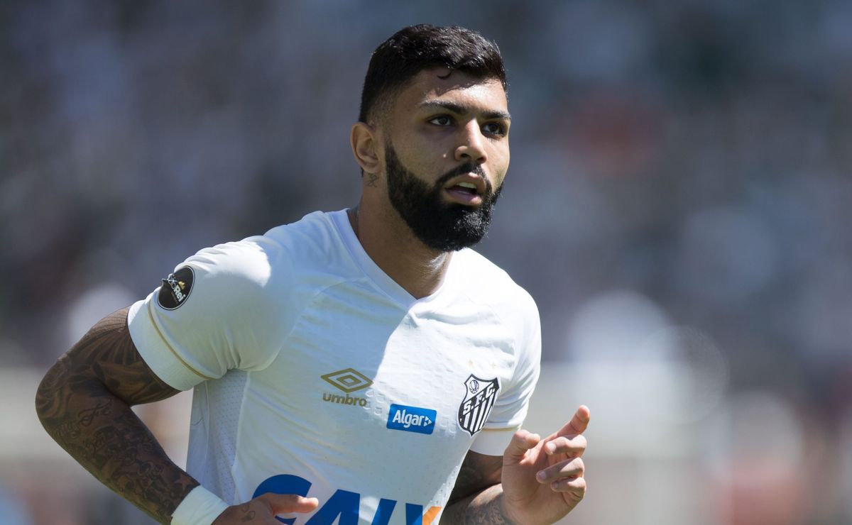 volta de gabigol ao santos está descartada por marcelo teixeira neste momento
