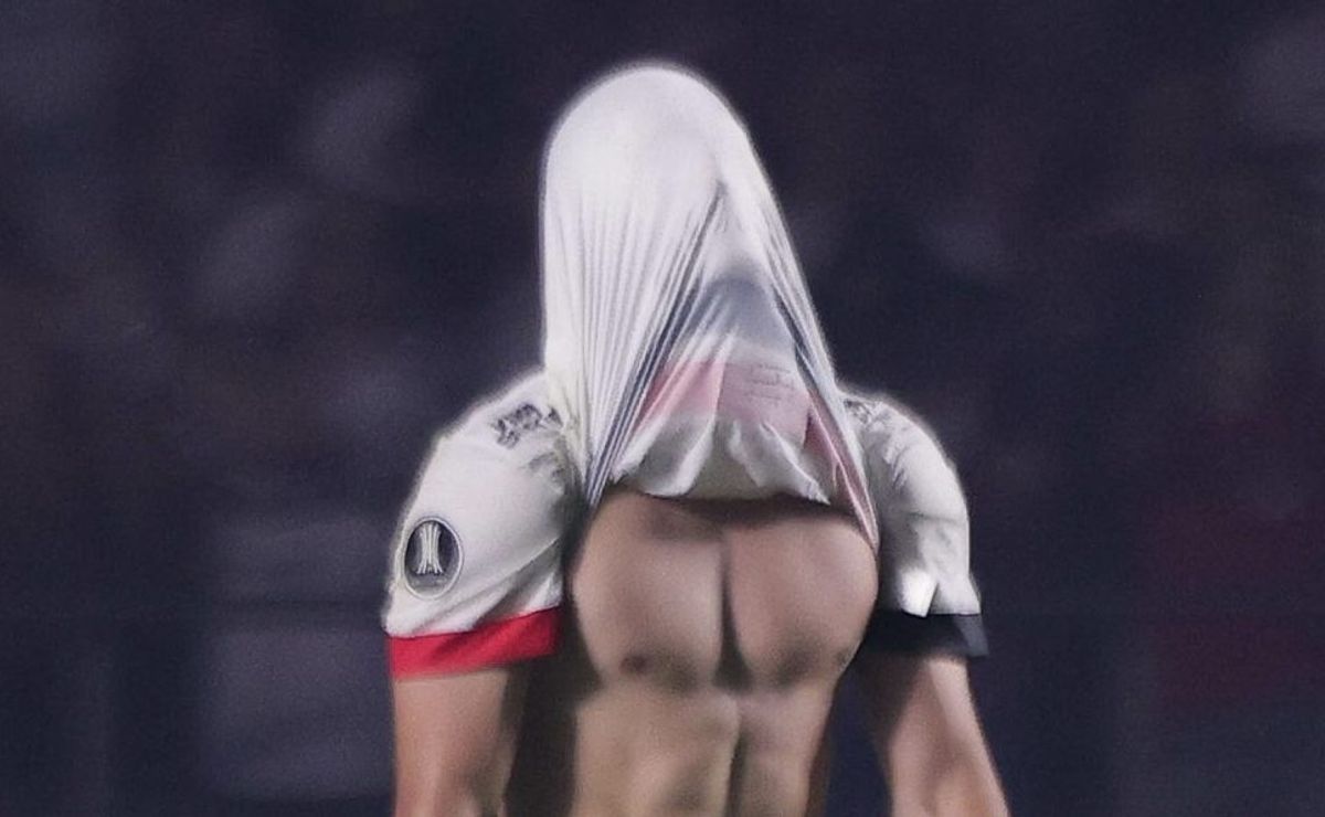 calleri perde gol incrível, se redime, mas perde primeiro pênalti e prejudica o são paulo