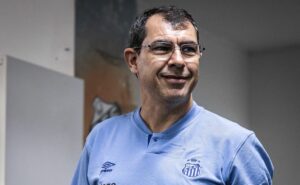 carille saca defensor contra o botafogo sp e corta até da viagem para a partida