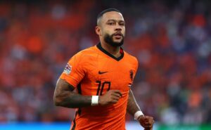 r$ 4 milhões: salário de memphis depay pode chegar a esse valor no corinthians