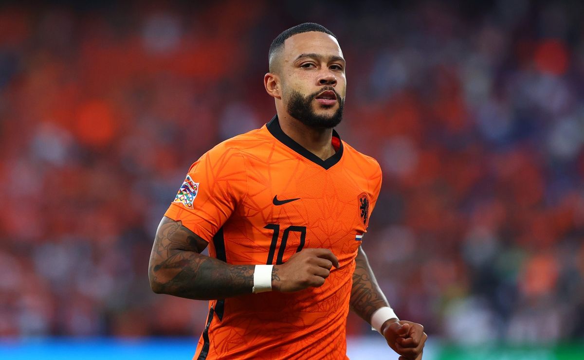 r$ 4 milhões: salário de memphis depay pode chegar a esse valor no corinthians