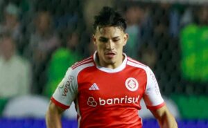 internacional precisa desembolsar r$ 24,7 milhões para contar com alexandro bernabei em 2025