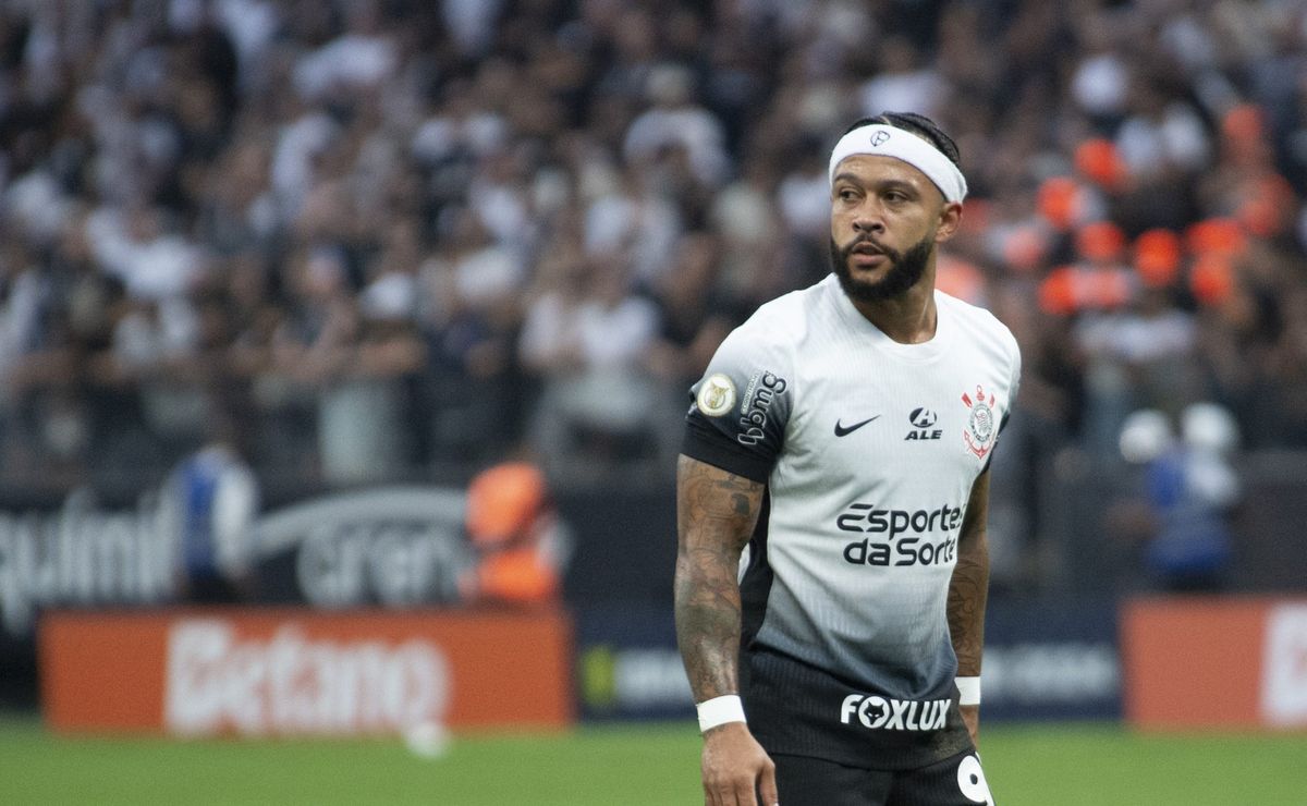 fabinho soldado detalha negociação do corinthians com memphis depay: “muita coisa estava…”