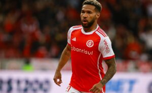 r$ 93 milhões: internacional e besiktas selaram futuro de wesley em 13/09