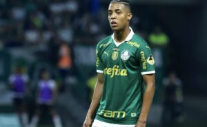 ida de vanderlan ao chelsea ing após perda de espaço no palmeiras esfria  