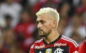 tite mantém dúvidas na escalação e arrascaeta pode ser reserva em peñarol x flamengo