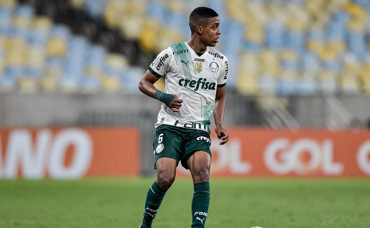 vanderlan vai ganhar oportunidade no palmeiras após suspensão de caio paulista
