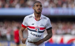 vitória de guimarães revela quanto são paulo pagou para a contratação de andré silva 