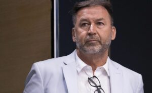 corinthians divulga que dívida aumentou está em r$ 2,3 bilhões no dia da transparência 