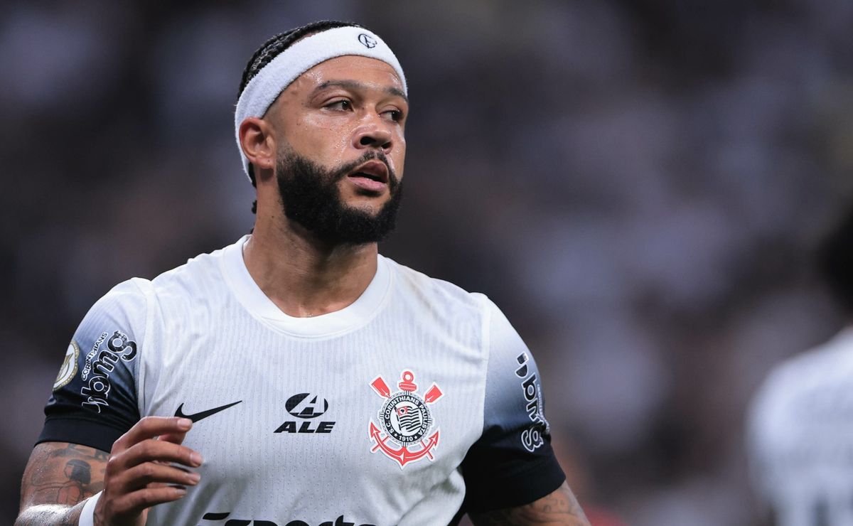 memphis depay elogia atmosfera da neo química arena após vitória do corinthians