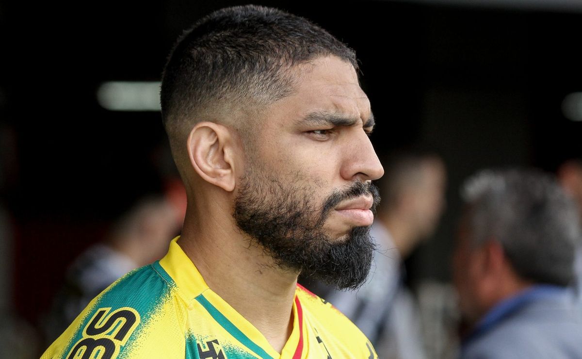 wallace, do brusque, faz análise após vitória do santos: “uma chance na casualidade, venceu”