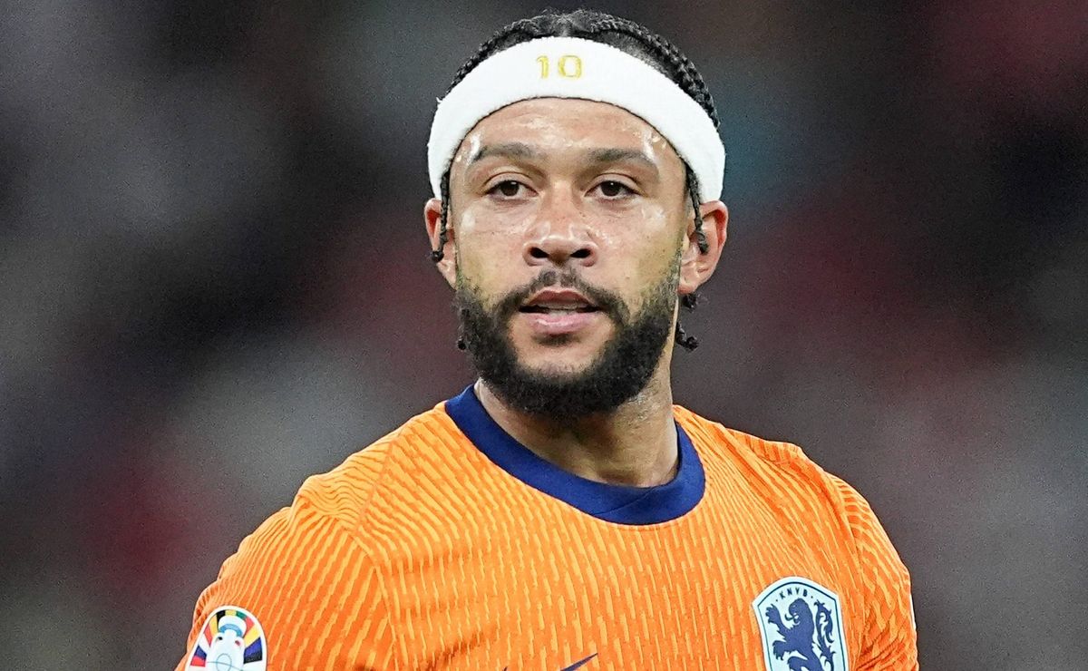 salário maior do que memphis depay: corinthians avalia chegada de multicampeão com real madrid 