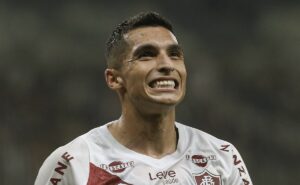 serna revela emoção com a torcida do fluminense: "faz sentir mais energia"