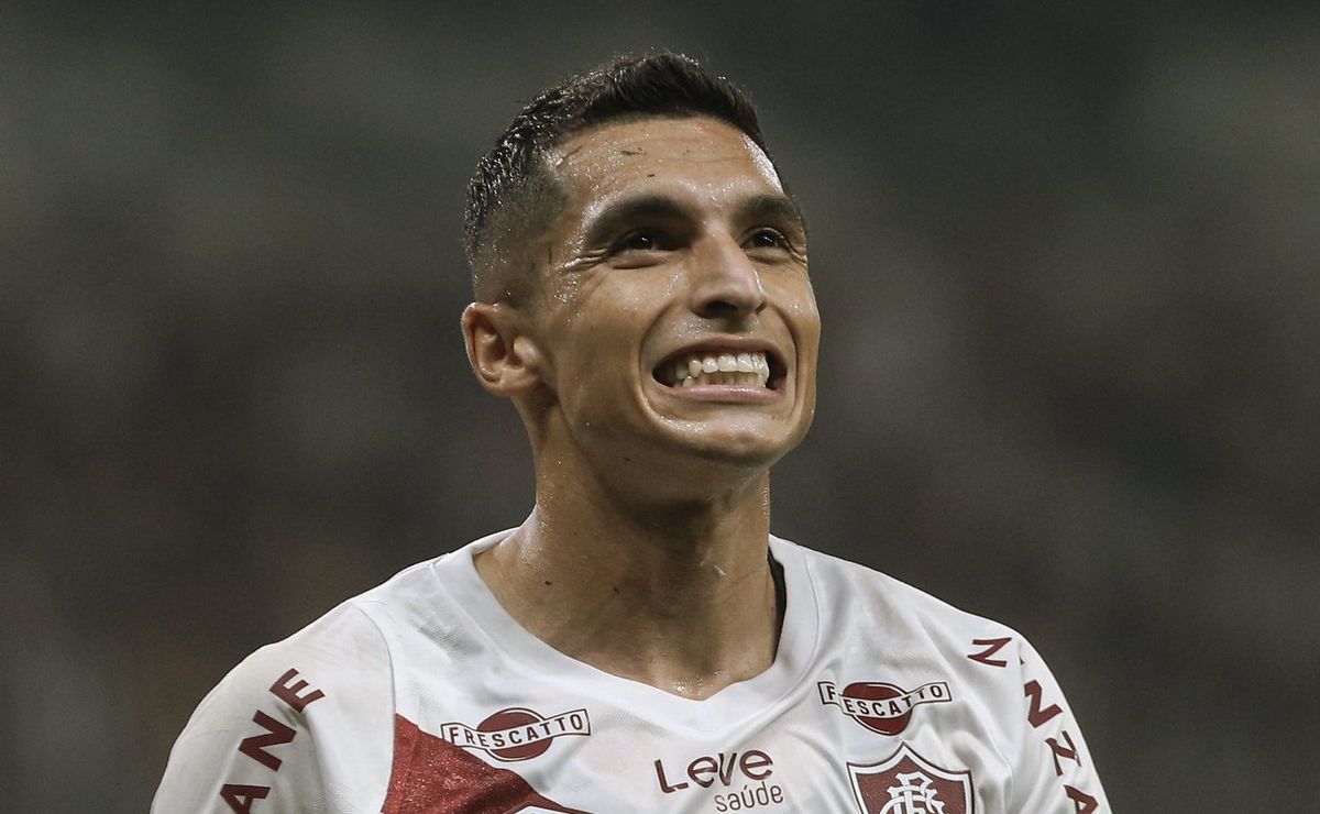 serna revela emoção com a torcida do fluminense: "faz sentir mais energia"