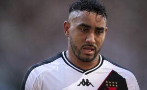 condição física de payet gera incômodo nos bastidores do vasco
