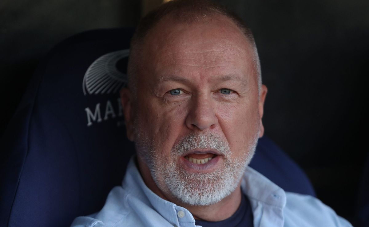 andré explica como trabalhar com mano menezes o ajudou com dorival jr.