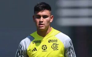 alcaraz sofre reviravolta e tite decide começar corinthians x flamengo com argentino no banco
