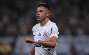 romero revela que não conversou ainda com corinthians sobre renovação: "decide é o presidente"