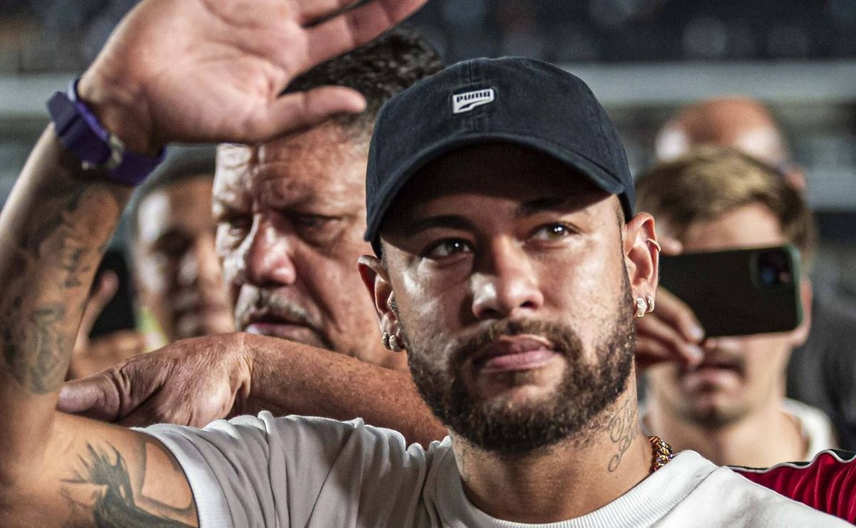 r$ 4,5 milhões: santos define quanto pode pagar para ter neymar de volta