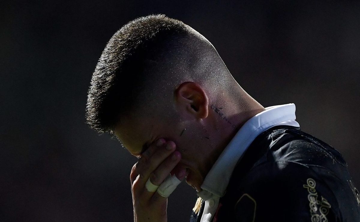 r$760 mil: gabriel pec marca gol, cumpre meta, e rende valor monetário ao vasco mesmo de longe