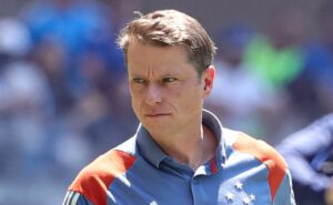 fernando seabra afasta meia no cruzeiro e fernando henrique está treinando em separado