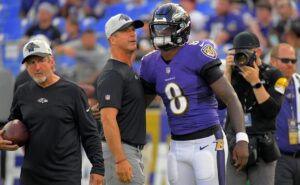 nfl: técnico dos ravens, john harbaugh, deixa algo claro para lamar jackson sobre derrick henry