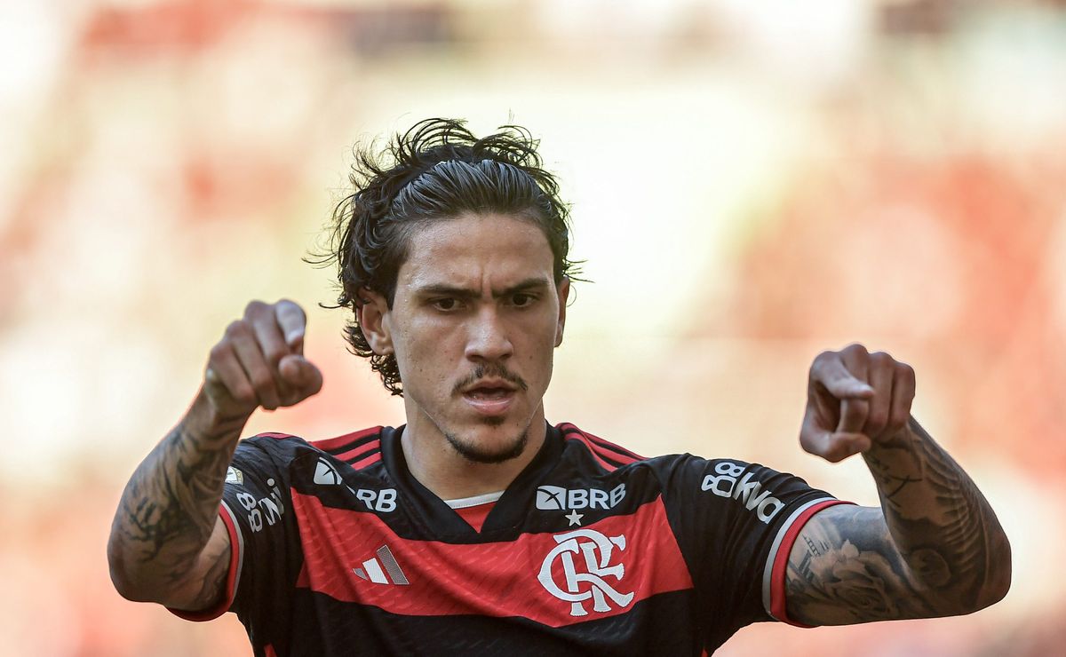 pedro será titular em corinthians x flamengo e tite prepara surpresa na escalação 