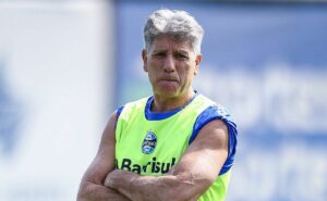 renato gaúcho tem desfalque de última hora e escalação para grêmio x criciúma complica