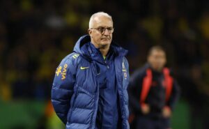 dorival surpreende e convoca fabrício bruno, do flamengo, para a vaga de militão na seleção brasileira