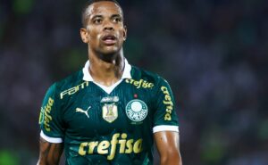 afastamento de caio paulista do palmeiras após acusação da ex deveria acontecer, diz lavieri  